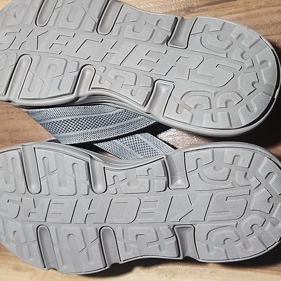 Men's 12 Skechers Relaxed Fit Delmont SD Almedo Flip Flop Sandals Taupe - Picture 15 of 15